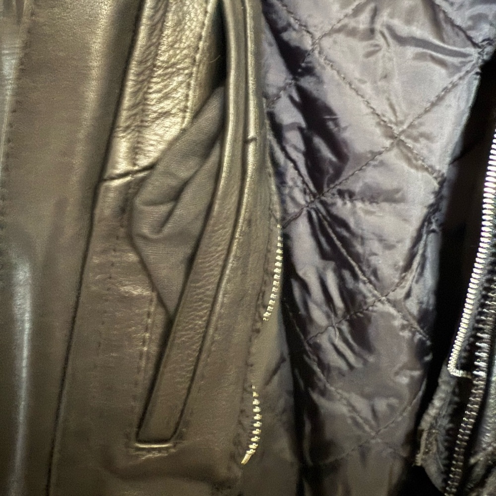 Vintage Wilson's Thinsulate Women's Leather Fringe Rose Design Biker Jacket - Picture 7 of 7
